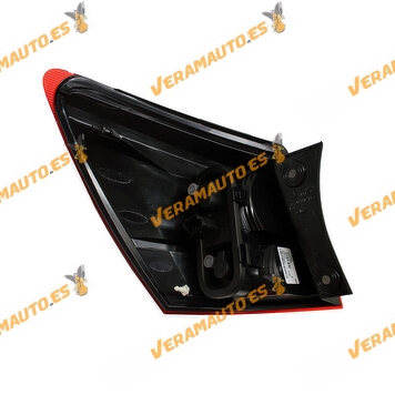 Valeo Nissan Qashqai J10 driver from 2007 to 2010 | Rear Right Exterior in Fin | Without Lampholder | Similar OEM 26555JD000