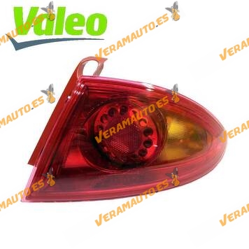Valeo Pilot | Seat Leon 1P1 from 2009 to 2012 | Rear Rigth Outer Fin | OEM Similar to 1P0945111D