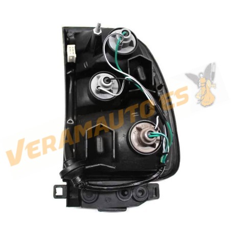 Piloto Toyota Rav 4 XA10 de 1994 al 1998 Trasero Izquierdo Completo con portalamparas OEM 8155042050 8155042050