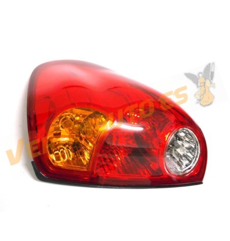 Piloto Mitsubishi L200 Strada del 2005 en Adelante Trasero Derecho