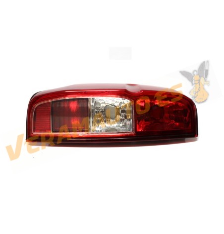 Piloto Nissan Navara Pick Updel 2005 a 2015 Trasero Izquierdo sin Portalamparas Grupo Optico OEM Similar 26555-Eb70a