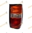 Piloto Mitsubishi L200 Pick Up D50 de 1986 al 1996 Trasero Derecho Con portalamparas