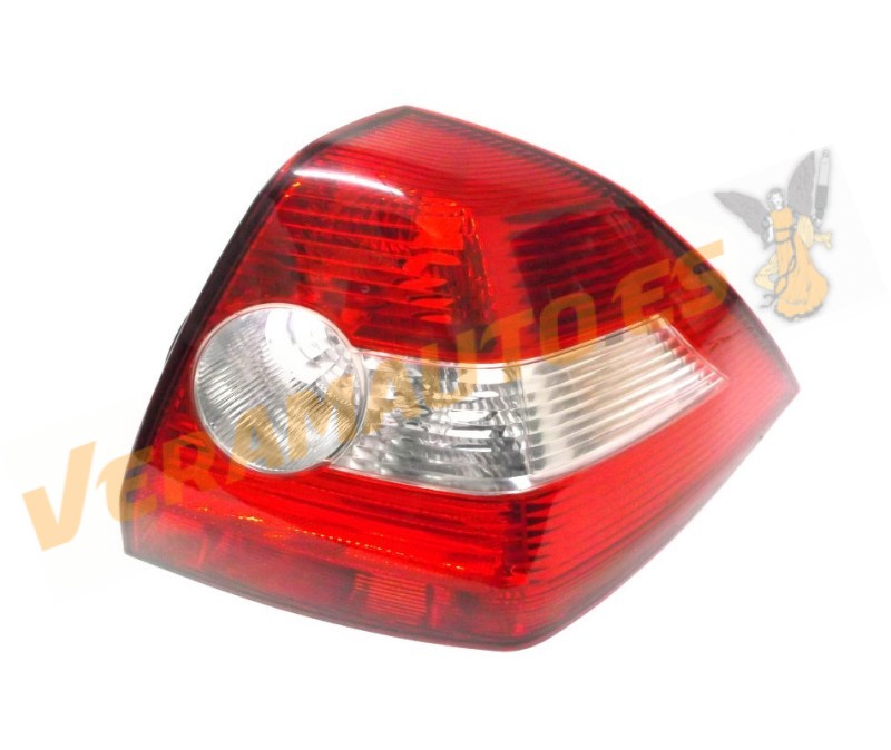 Piloto Renault Megane II de 2002 aL 2006 Trasero Derecho Sedan 4 Puertas Sin Portalamparas OEM similar 8200142681