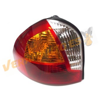 Piloto Hyundai Santa Fe De 2000 A 2006 Trasero Izquierdo OEM 9241026000