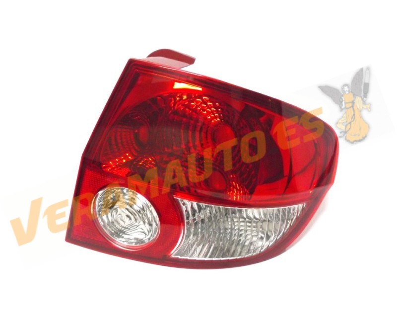 Piloto Hyundai Getz De 2002 A 2005 Trasero Derecho OEM 92402-1C010
