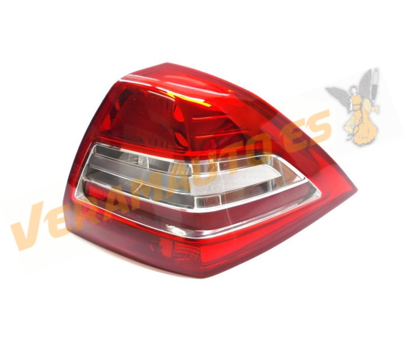 Piloto Renault Megane del 2006 al 2008 Trasero Derecho sin Portalamparas Sedan 4 Puertas OEM Similar 8200142681