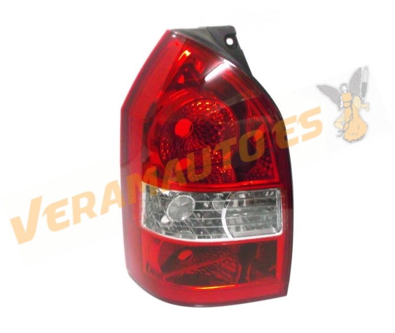 Piloto Hyundai Tucson Del 2004 Al 2010 Trasero Izquierdo Sin Portalamparas OEM Similar 92401-2E010