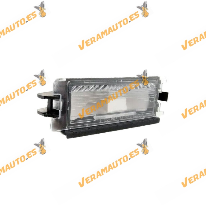 Piloto de Matrícula Trasero Dacia Logan de 2004 a 2009 | Sandero de 2008 a 2012 | Renault Clio II de 2001 a 2012 | OE 7700433414