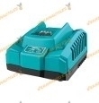 Cargador Rápido de batería 20 V | Amperaje de carga 4 Ah | Tiempo de carga batería 2 Ah: 30 min | Para baterías TOTAL 20V